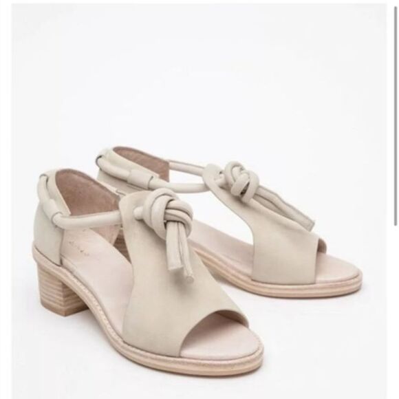 Alpha60 Ayaka Leather Cream Tan Heeled Sandal Knot Detail size 38 7.5 US resort - Picture 1 of 8